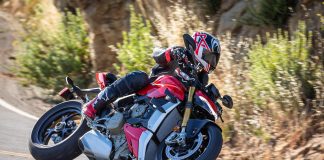 2020 Ducati Streetfighter V4 S Review (25 Fast Facts)