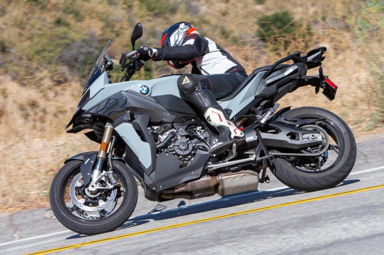 BMW Recalls R 1250 GS, R 1250 RT, S 1000 RR and S 1000 XR: Leaking Front Caliper