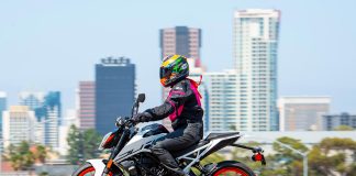 2020 KTM 200 Duke Review: Urban Motorcycle (15 Fast Facts)