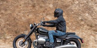 2021 BMW R 18 Review (19 Fast Facts on the First Edition)