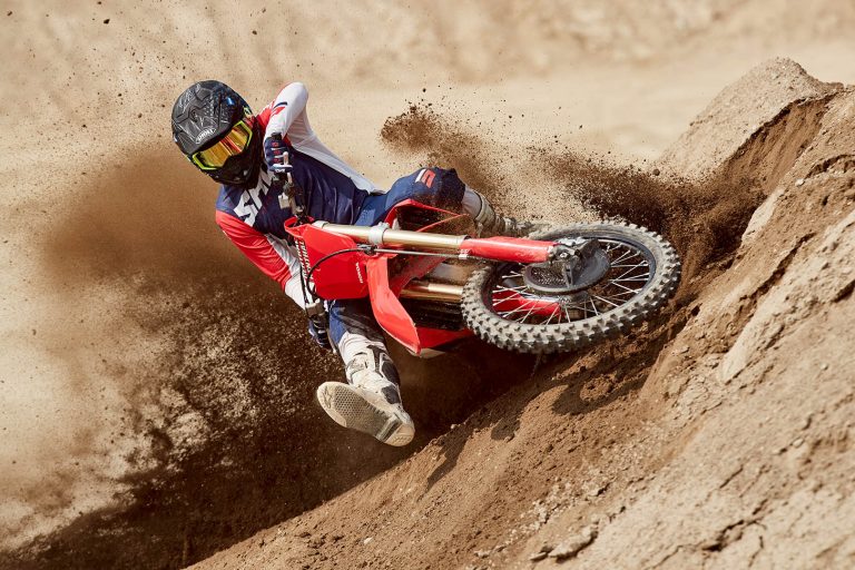2021 Honda CRF450R Review (12 First Ride Fast Facts from Glen Helen)