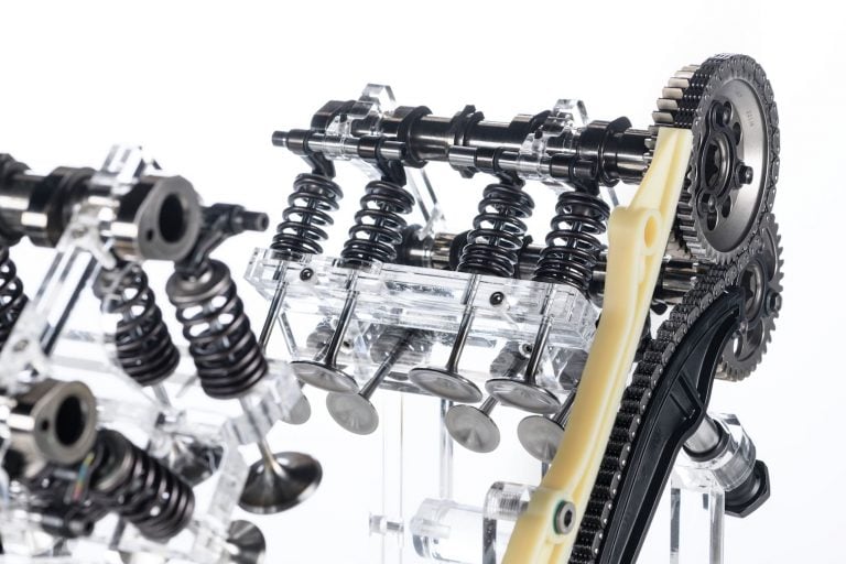 Ducati V4 Granturismo Engine: 12 Fast Facts [37K Service Intervals]