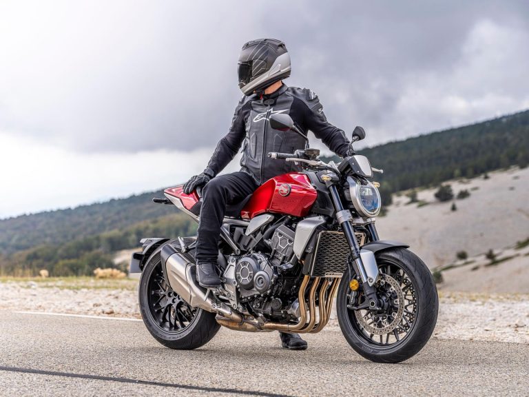 2021 Honda CB1000R First Look (5 Fast Facts, Specs + 30 Photos)