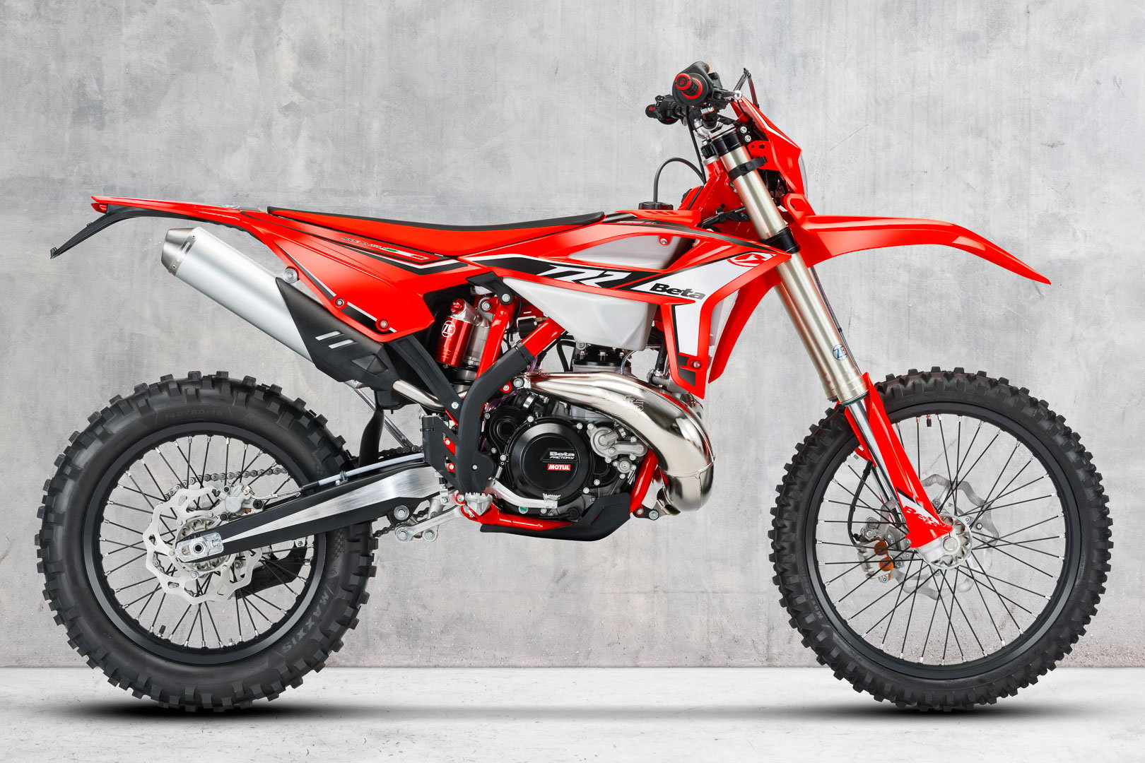 2022 Beta RR Two-Stroke Lineup First Look (7 Fast Facts)