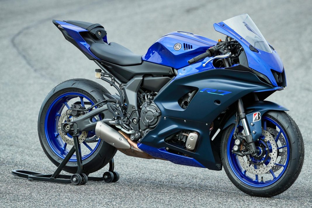2022 Yamaha YZF-R7 Review: 17 First Track Ride Fast Facts