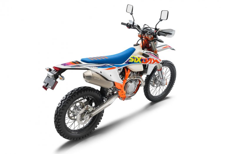 2022 KTM 500 EXC-F Six Days First Look (9 Fast Facts)