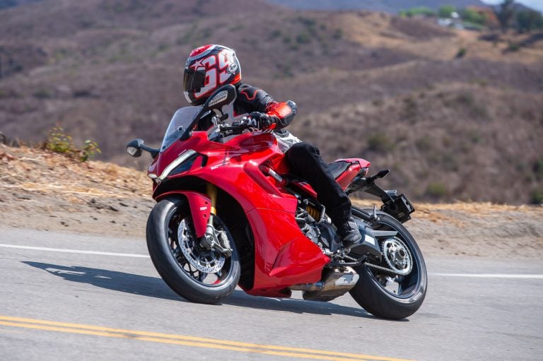 2021 Ducati SuperSport 950 S Review (13 Fast Facts For Sport-Touring)