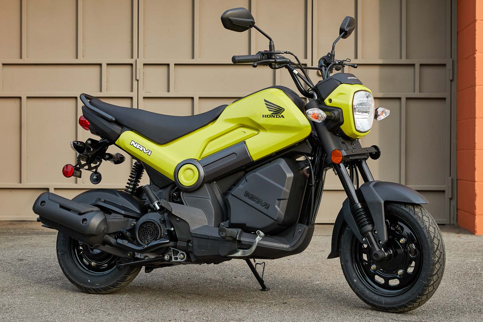 Navi scooty online price