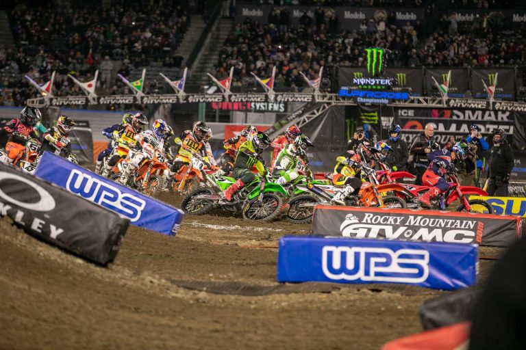 2022 Oakland Fantasy Supercross Tips [8 Fast Facts + 37 A1 Photos]