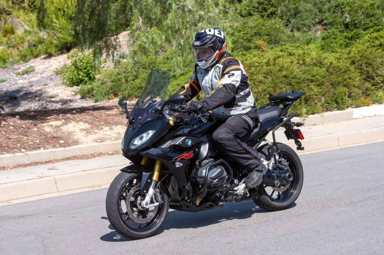 BMW R 1250 RS Project Bike: The 1-Motorcycle Solution Perfected BMW R 1250 RS Project Bike: The 1-Motorcycle Solution Perfected