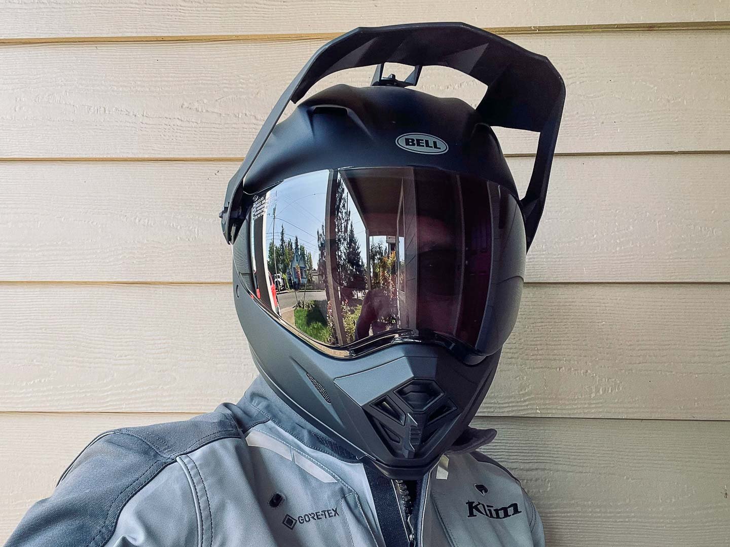 Bell MX-9 Adventure DLX MIPS Motorcycle Helmet Review [ADV Ready]