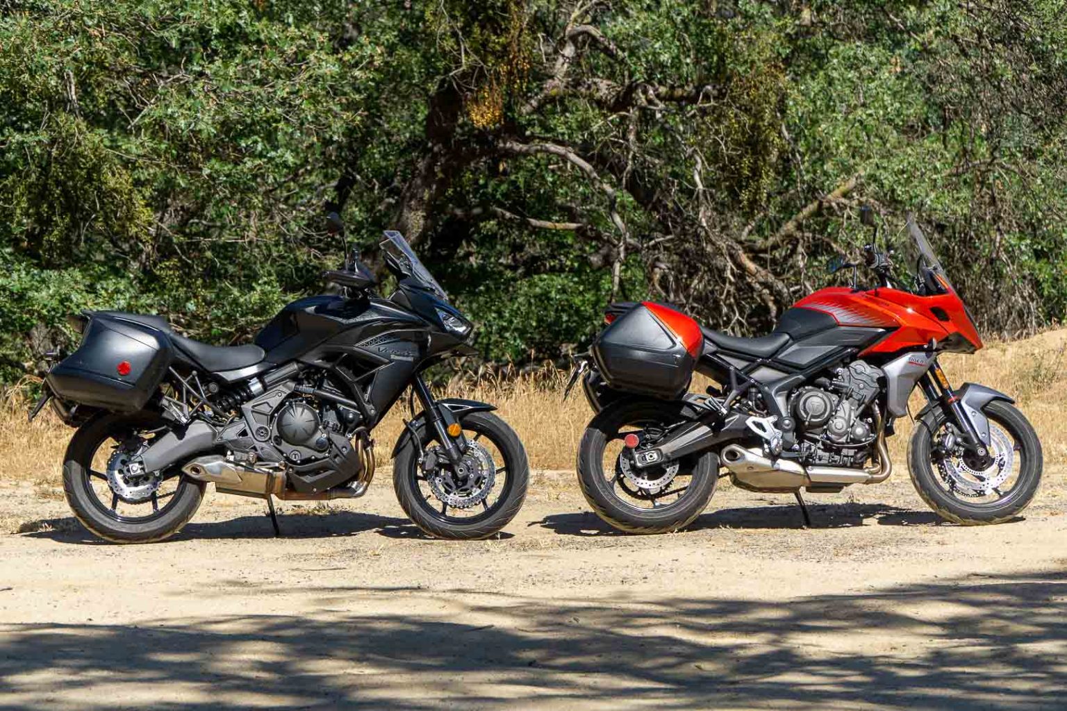 2022 Kawasaki Versys 650 LT vs. Triumph Tiger Sport 660 Comparison