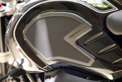 2023 BMW R nineT 100 Years Edition First Look: Tank expansion covers