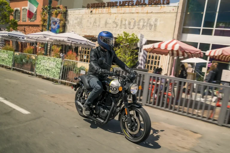 2023 Royal Enfield Hunter 350 Review [11 Fast Facts]