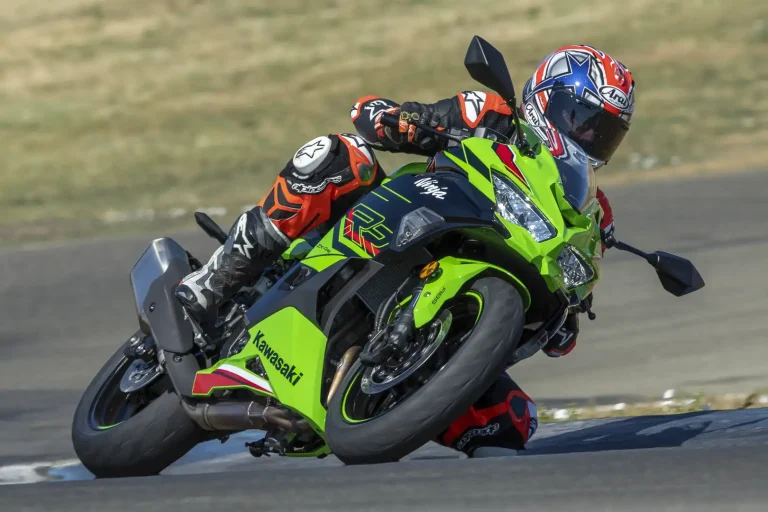 2023 Kawasaki Ninja ZX-4RR Review [13 Fast Facts]