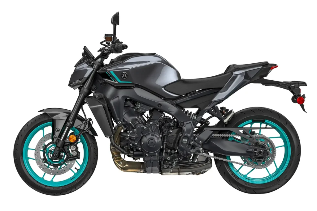 2024 Yamaha MT-09 in Midnight Cyan, left side profile