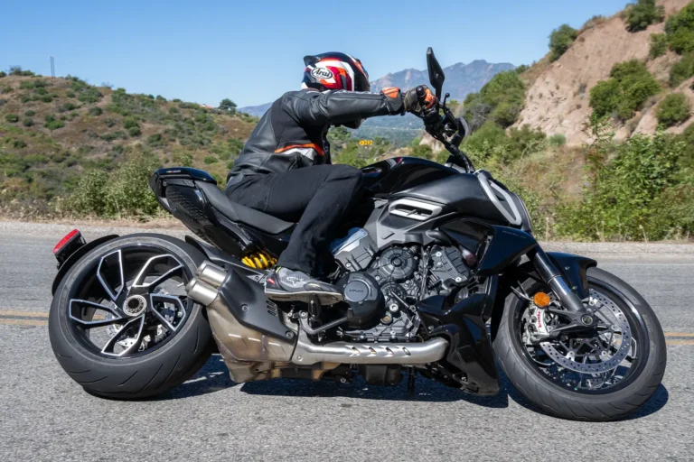 2023 Ducati Diavel V4 Review [11 Sport-Cruising Fast Facts]