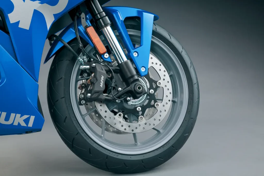 2024 Suzuki GSX-8R Showa SFF-BP fork and Nissin front brakes