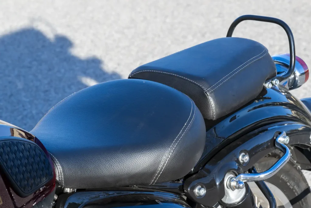 2024 Benelli Imperiale 400 sprung rider seat and separate passenger seat