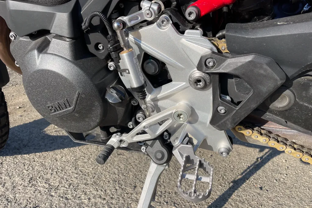 2024 BMW F 900 GS serrated footpeg and engine cases