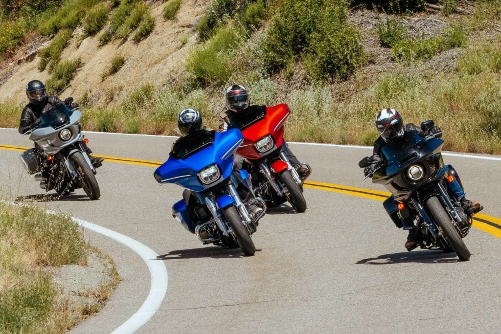 Cardo Mesh Boost Doubles Packtalk Group Size to 31 Riders: four riders in a group