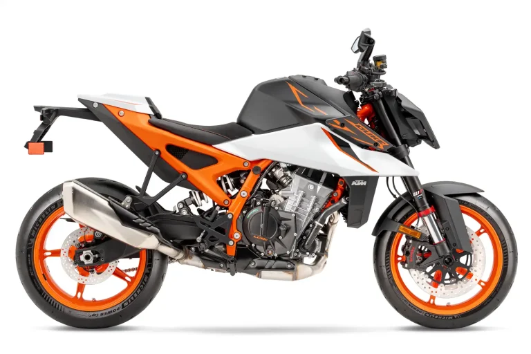 2025 KTM 990 Duke R First Look [8 Fast Facts]