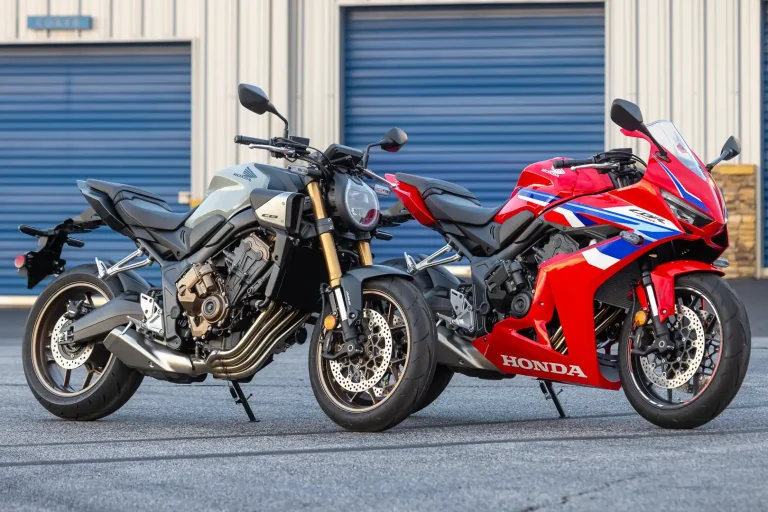 Honda E-Clutch Review [2024 CB650R and CBR650R Tests]
