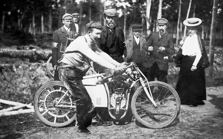 Škoda’s Motorcycle World Championship 120th Anniversary