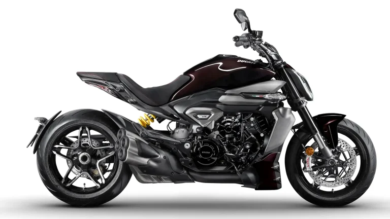 2025 Ducati XDiavel V4 First Look [8 Fast Facts]