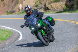 2025 Kawasaki Ninja 1100SX SE ABS Review: Sport-Touring Motorcycle