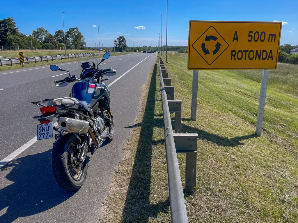 BMW Adventure In Uruguay on F 900 GS and F 850 GS Trophy: Rotondo