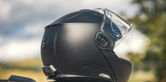 Schuberth C5 ANC Helmet First Look: Active Noise Cancellation