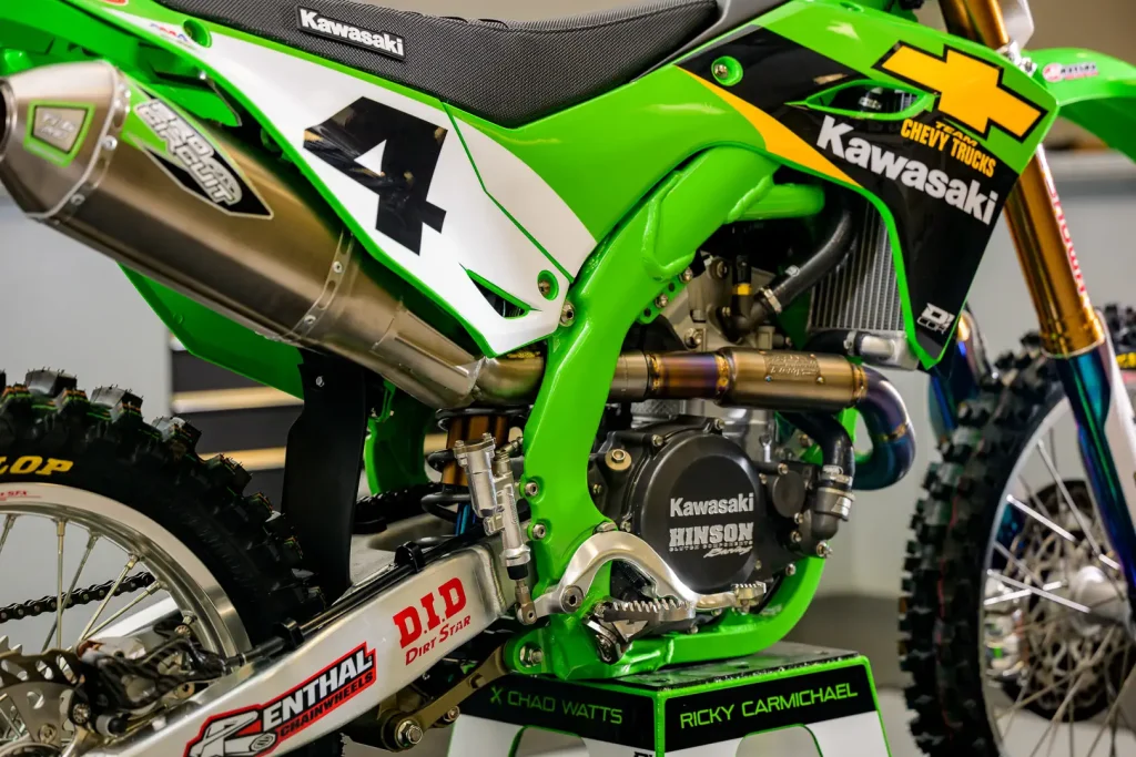 2026 Kawasaki KX250SR Ricky Carmichael 2001 Replica Debuts: Chase Sexton to ride it at San Diego.