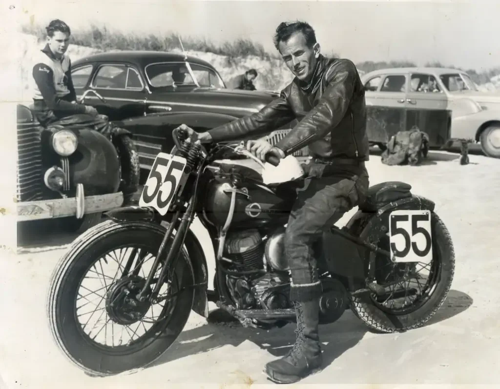 Flying Floyd Book Review: 1947 Daytona 200