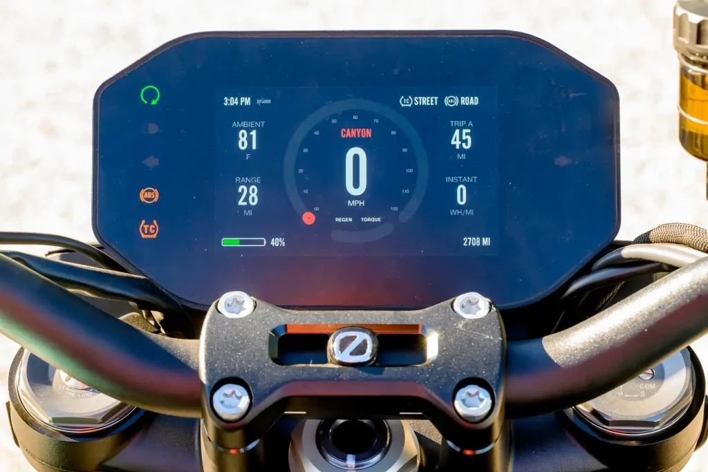 2025 Zero S Long-Term Test: TFT Dash