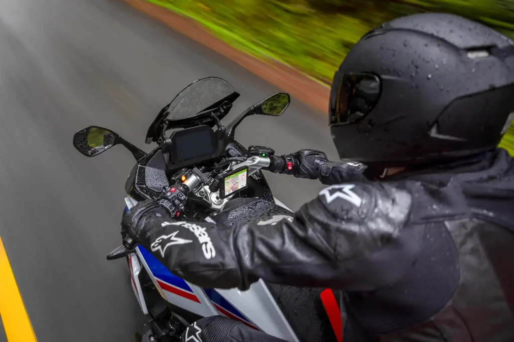 Garmin Zūmo XT3 First Look: Waterproof