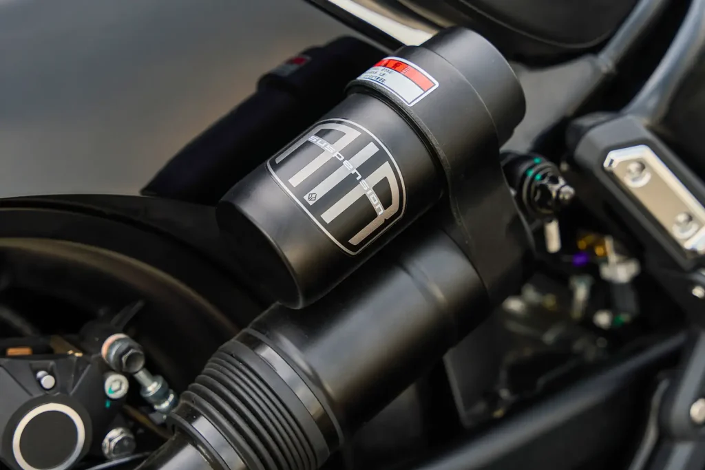 2027 Benda Rock 707 First Look: air shocks