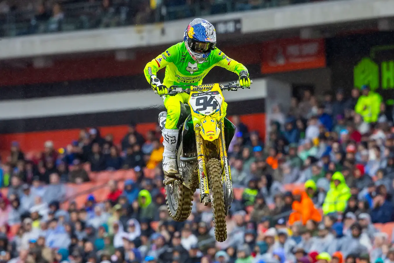 Roczen Triumphs at Cleveland Supercross Amidst Championship Drama