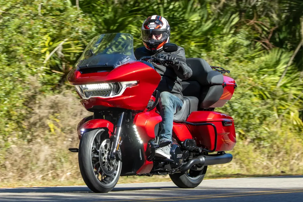 2026 Harley-Davidson Grand American Touring Motorcycles Test: Road Glide Special.