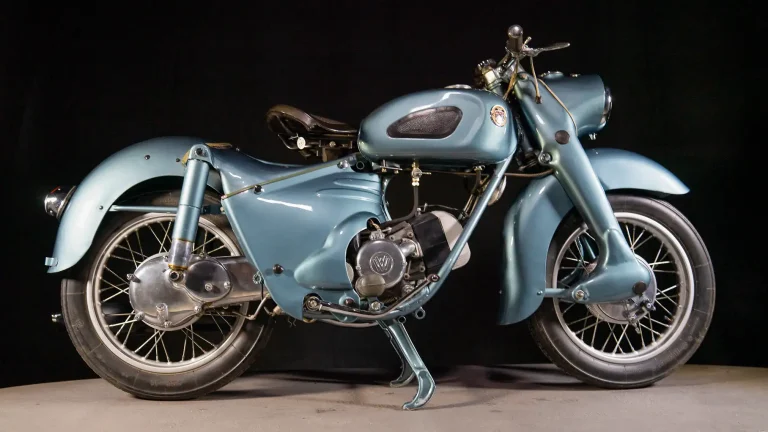 1955 Victoria KR 21 Swing Retrospective: Mid-Century High-Tech