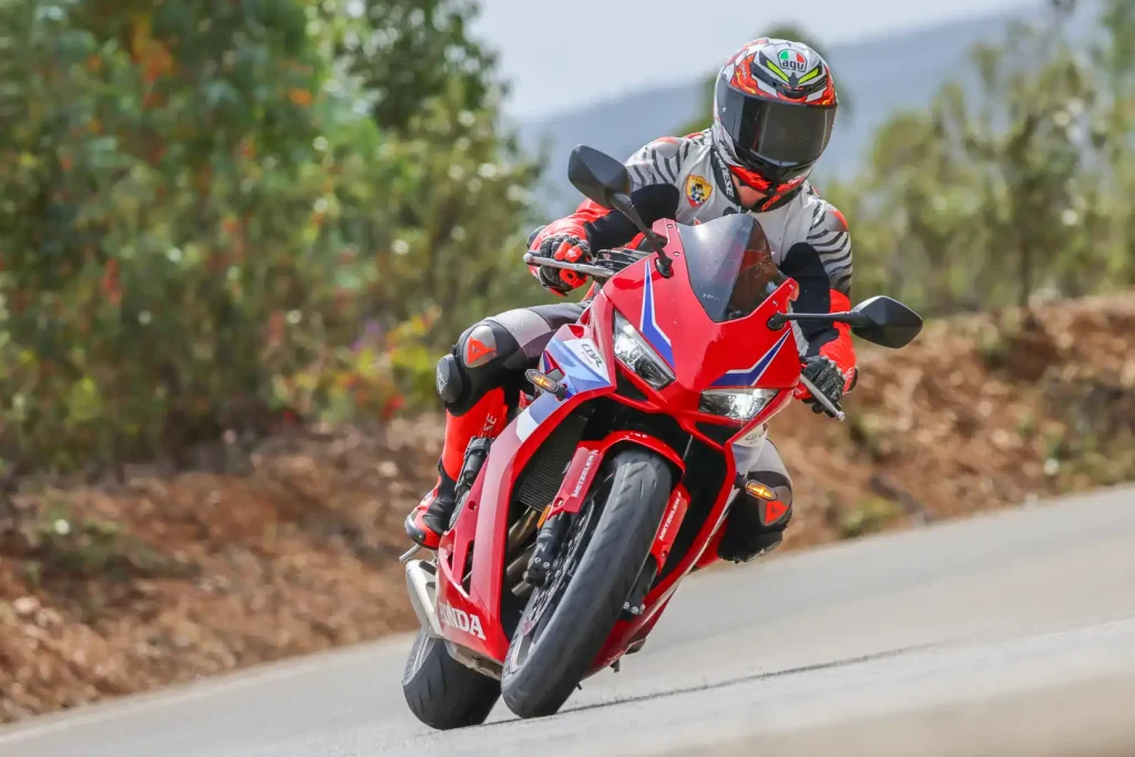 Metzeler Sportec 01 and Sportec 01 RS Review: Sport-touring