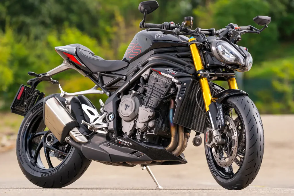 Metzeler Sportec 01 and Sportec 01 RS Review: Sportbike tires