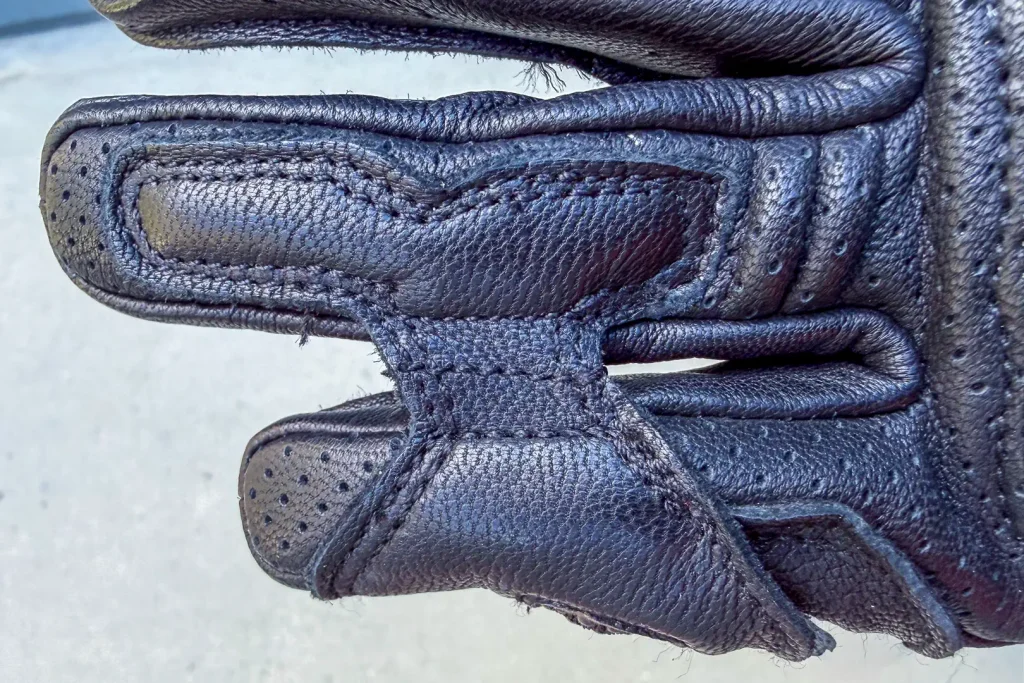 Ulterior Moto Launch Gloves Review: Pinky Protection