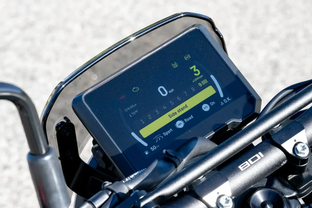 2027 Husqvarna Svartpilen 801 SE Review: Specifications