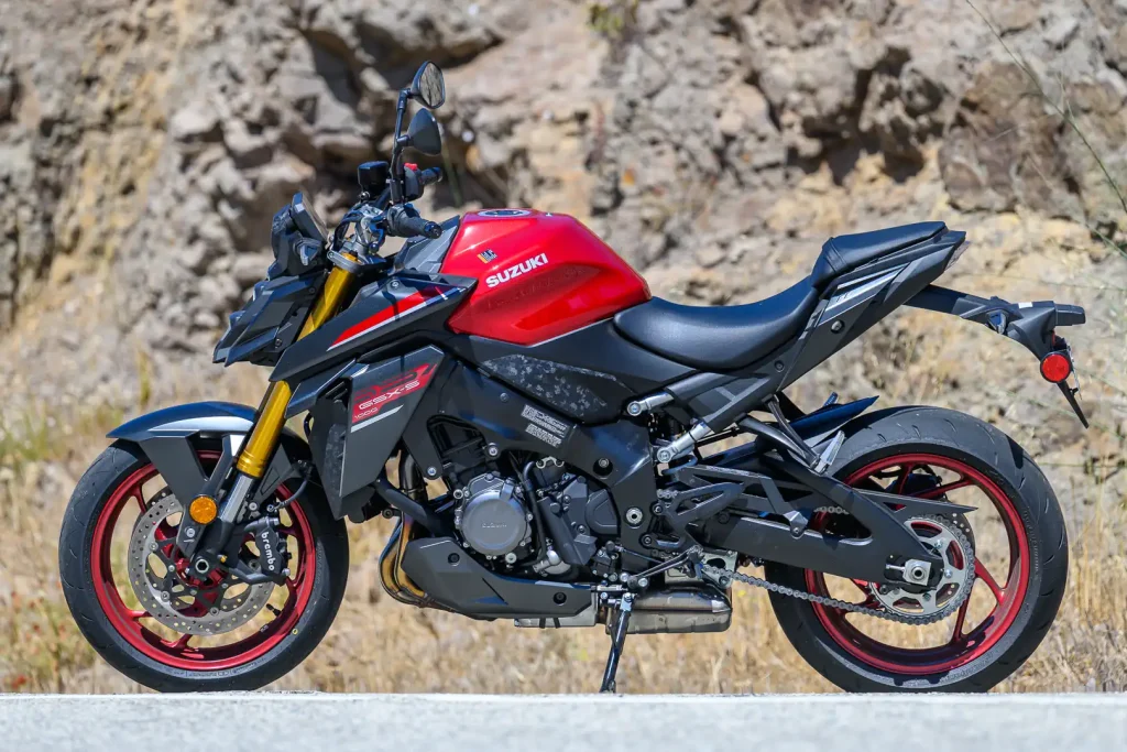 2026 Suzuki GSX-S1000 Review: Left side profile