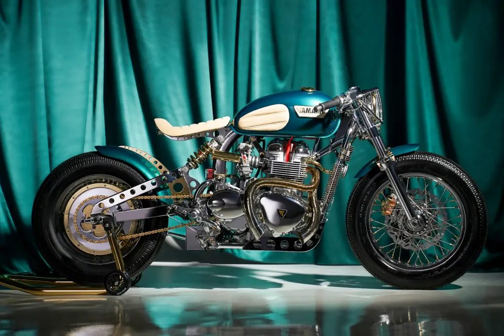Tamarit Emerald: Bonhams action in Paris, France
