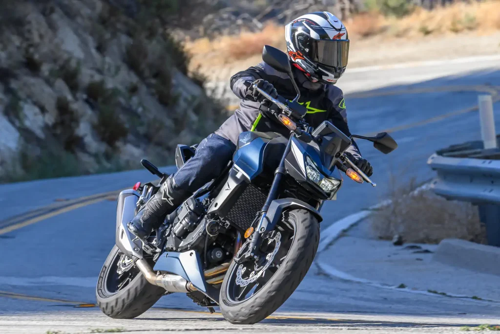 2026 Honda CB750 Hornet E-Clutch Review: Leaning the motorcycle over in a corner