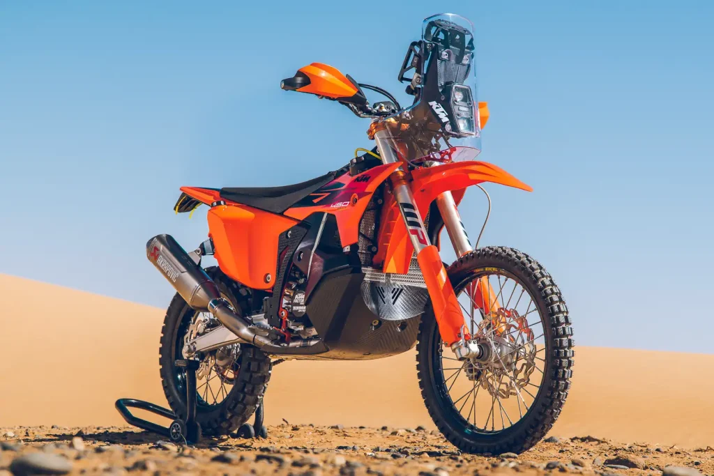 2027 KTM Rally Replica front 3/4 right view