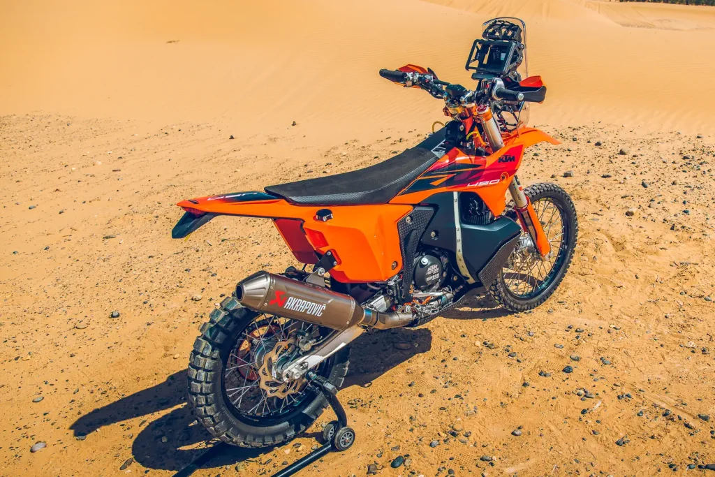 2027 KTM Rally Replica rear 3/4 right view