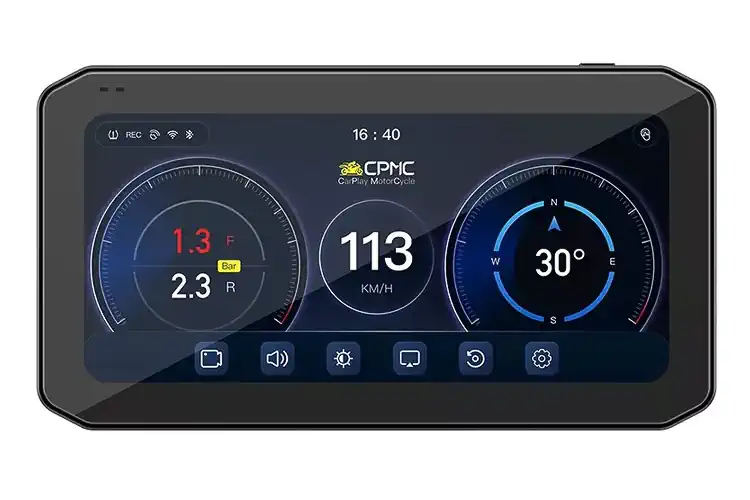 Front view of the dash of the CPMC X6